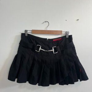 Tripp NYC black pleated skirt with buckle size large